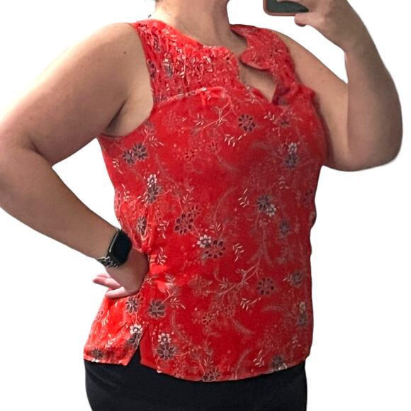 Daniel Rainn (S) Carin Smocked Bib Blouse - Stitch Fix Split Neck Sleeveless Top - Picture 4 of 12